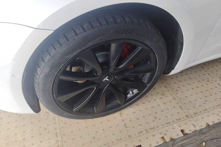 Used Tesla Model 3 2019 Standard Range Rear-Drive Upgraded Version Left Front Wheel Hub