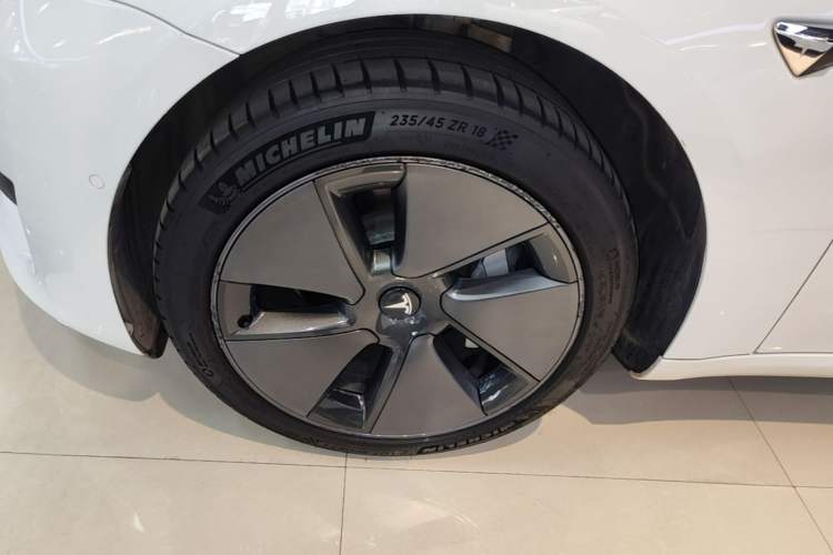 Used Tesla Model 3 2019 Standard Range Rear-Drive Upgraded Version Left Front Wheel Hub