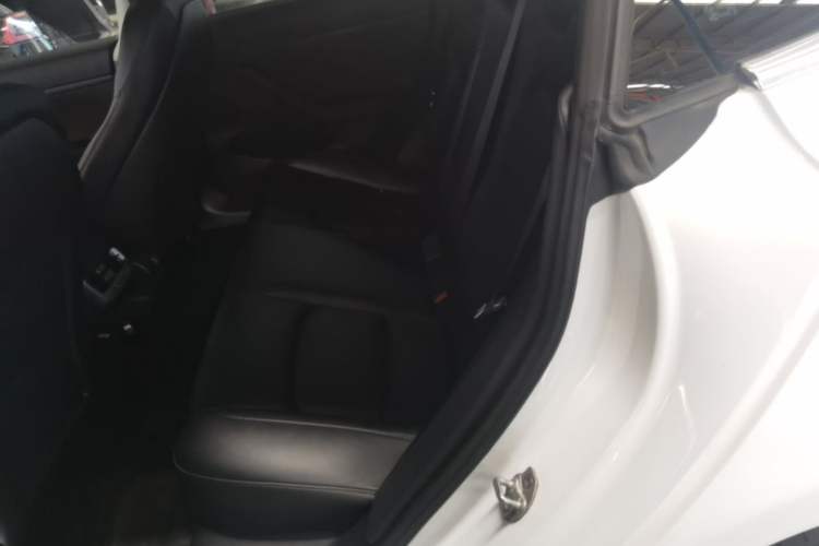 Used Tesla Model 3 2019 Standard Range Rear-Wheel Drive Upgraded Version (60 kWh) Left Rear Seat