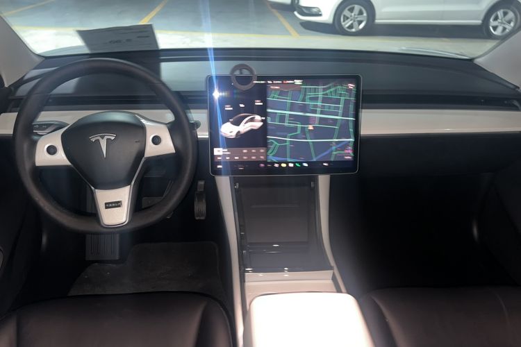 Used Tesla Model 3 2019 Standard Range Rear-Wheel Drive Upgraded Version (60 kWh) Left Rear Seat