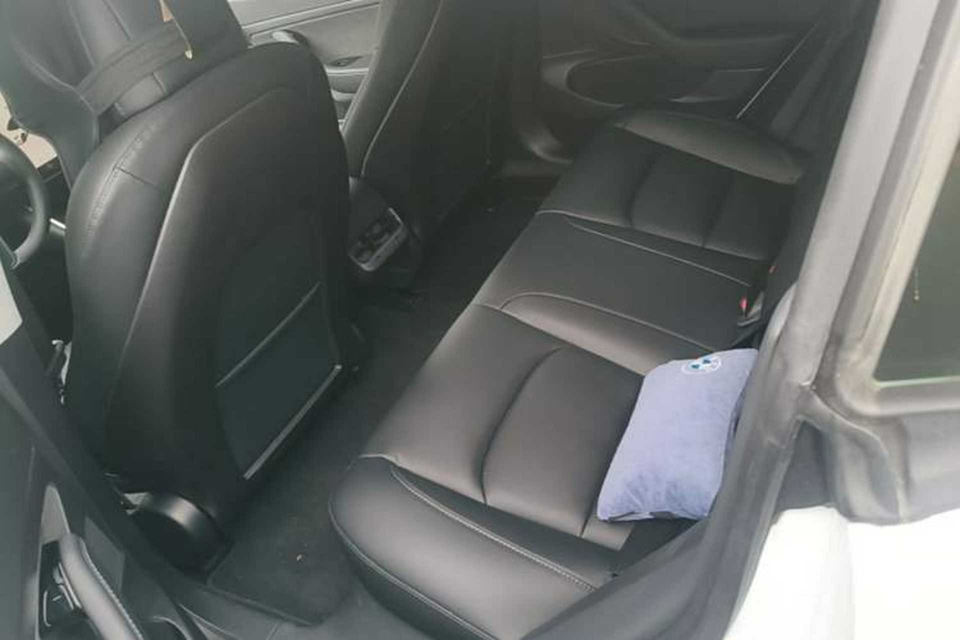 Used Tesla Model 3 2019 Standard Range Rear-Drive Upgraded Version Left Rear Seat