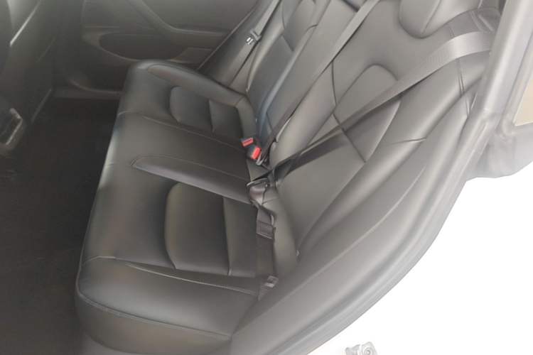 Used Tesla Model 3 2019 Standard Range Rear-Drive Upgraded Version Left Rear Seat