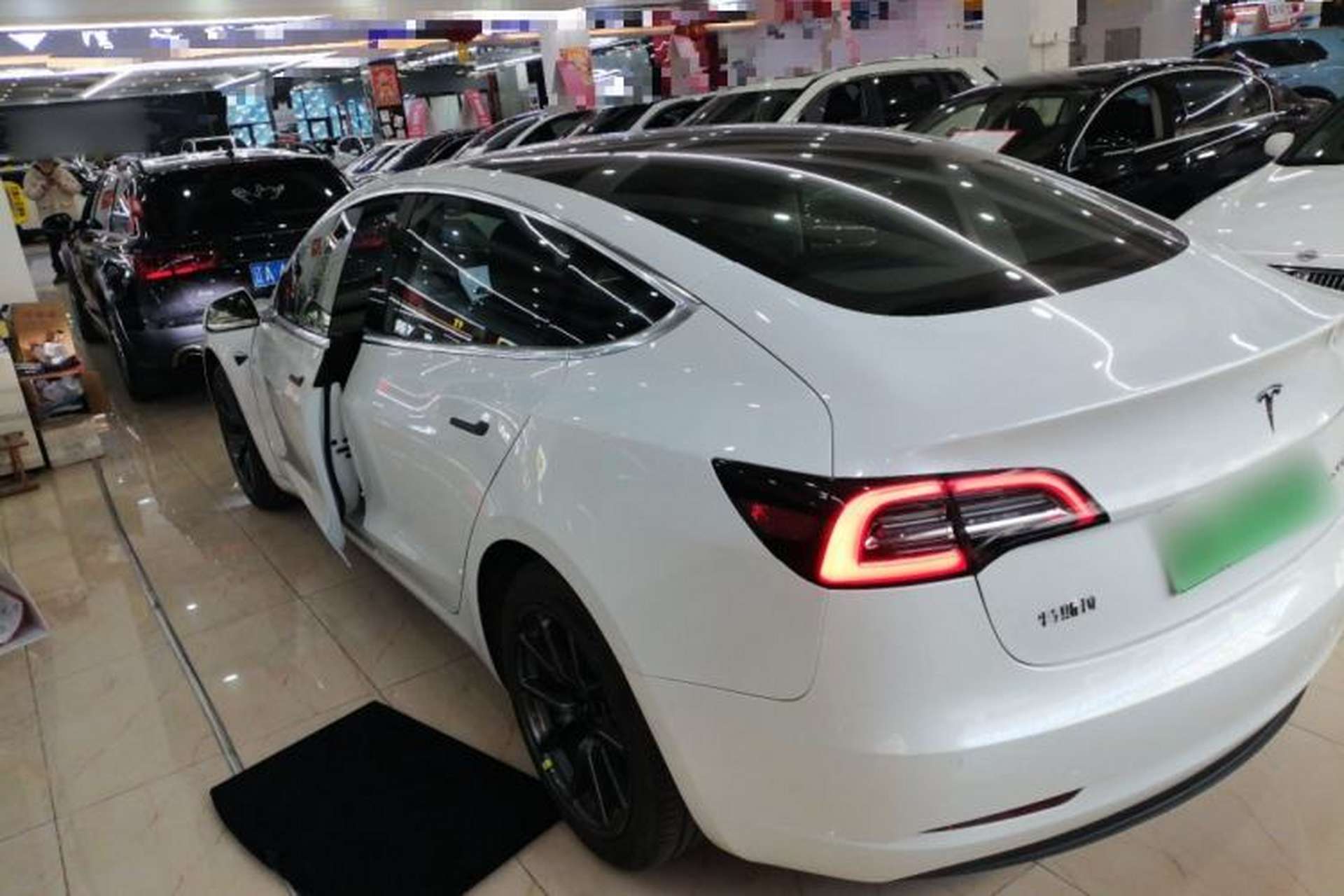 Used Tesla Model 3 2019 Standard Range Rear-Drive Upgraded Version Left Side