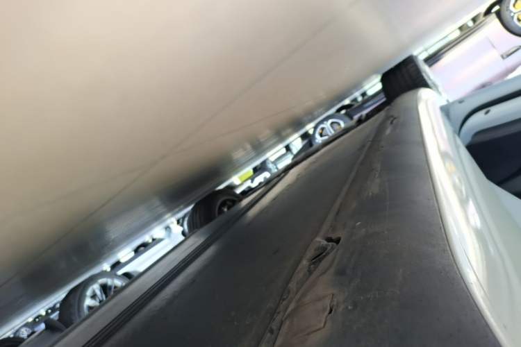 Used Tesla Model 3 2019 Standard Range Rear-Drive Upgraded Version Left Side Sill