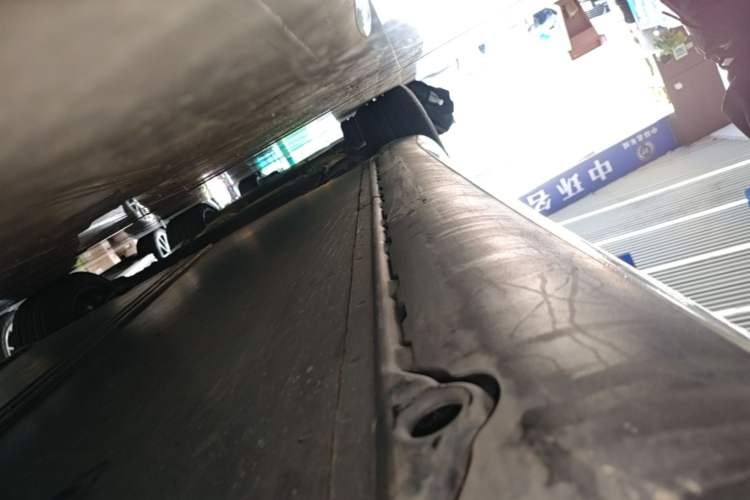 Used Tesla Model 3 2019 Standard Range Rear-Drive Upgraded Version Left Side Sill