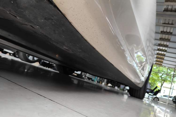 Used Tesla Model 3 2019 Standard Range Rear-Drive Upgraded Version Left Side Sill
