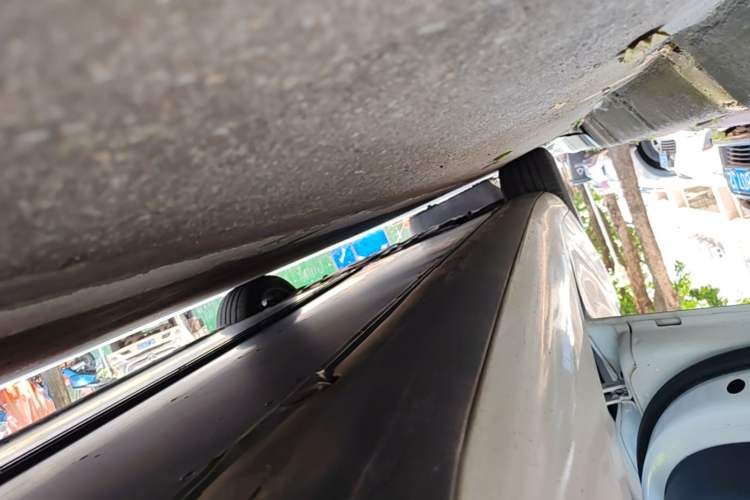 Used Tesla Model 3 2019 Standard Range Rear-Wheel Drive Upgraded Version (52 kWh) Left Side Sill