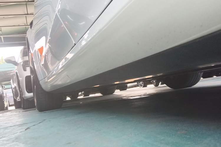 Used Tesla Model 3 2019 Standard Range Rear-Drive Upgraded Version Left Side Sill