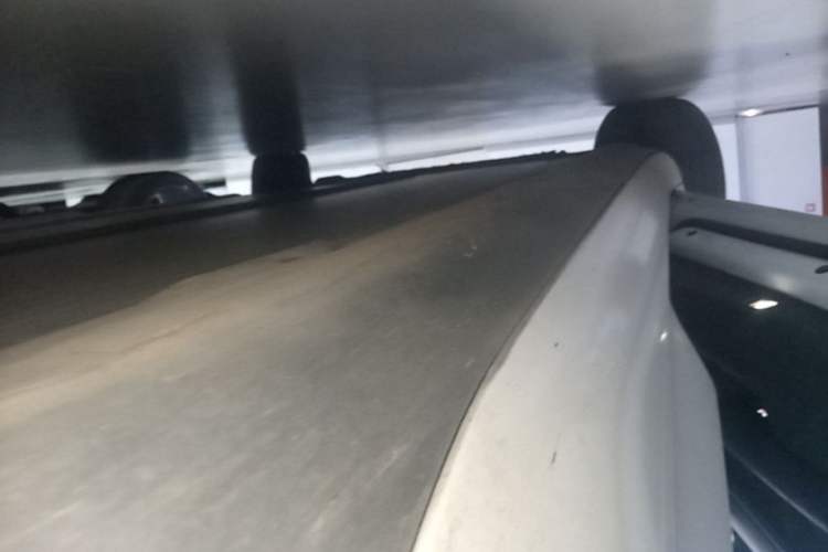 Used Tesla Model 3 2019 Long-Range Rear-Wheel-Drive Version Left Side Sill