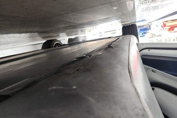 Used Tesla Model 3 2019 Standard Range Rear-Drive Upgraded Version Left Side Sill