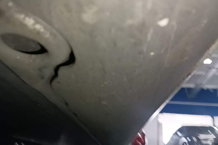 Used Tesla Model 3 2019 Standard Range Rear-Drive Upgraded Version Left Side Sill