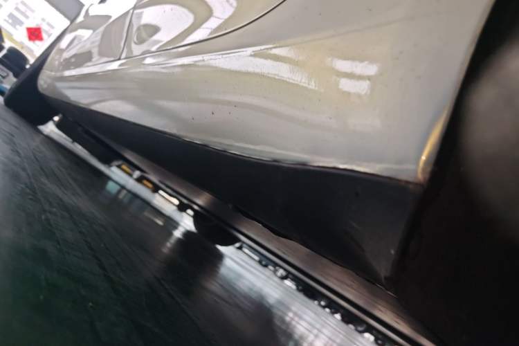 Used Tesla Model 3 2019 Standard Range Rear-Drive Upgraded Version Left Side Sill