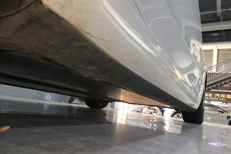 Used Tesla Model 3 2019 Standard Range Rear-Drive Upgraded Version Left Side Sill