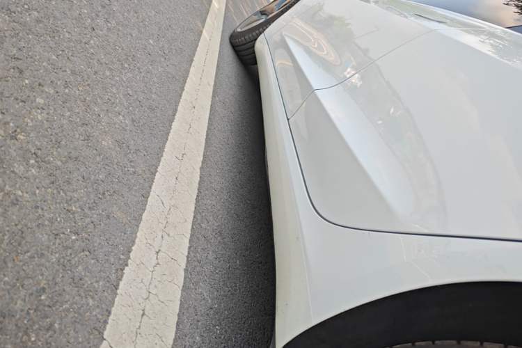 Used Tesla Model 3 2019 Standard Range Rear-Drive Upgraded Version Left Side Sill