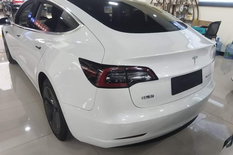 Used Tesla Model 3 2019 Standard Range Rear-Drive Upgraded Version Rear Left 45 Deg