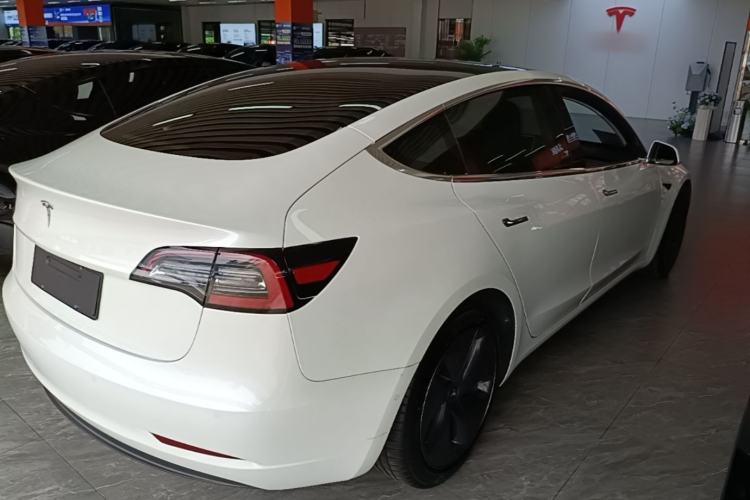 Used Tesla Model 3 2019 Standard Range Rear-Wheel Drive Upgraded Version (60 kWh) Rear Right 45 Deg
