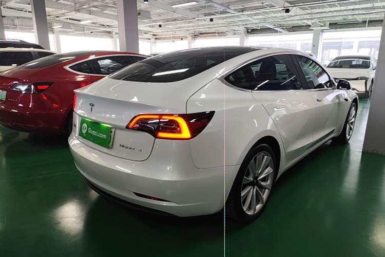 Used Tesla Model 3 2019 Standard Range Rear-Drive Upgraded Version Rear Right 45 Deg