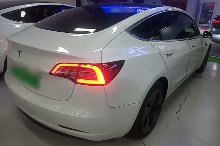 Used Tesla Model 3 2019 Long-Range Rear-Wheel-Drive Version Rear Right 45 Deg