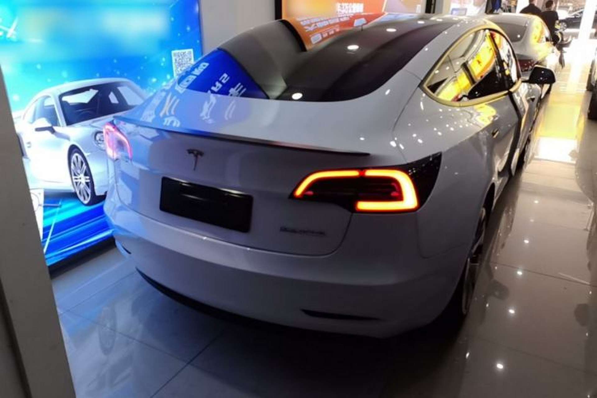 Used Tesla Model 3 2019 Performance High-Performance All-Wheel-Drive Version Rear Right 45 Deg