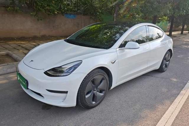 Used Tesla Model 3 2019 Long-Range All-Wheel-Drive Version