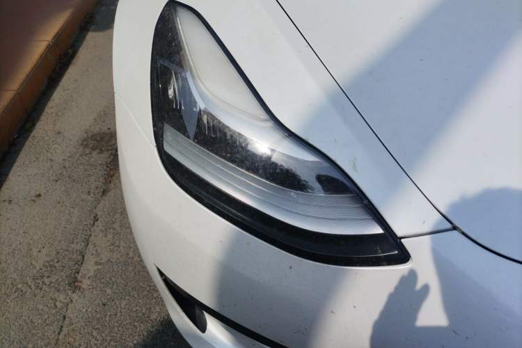 Used Tesla Model 3 2019 Standard Range Rear-Wheel Drive Upgraded Version (60 kWh) Right Front Headlight