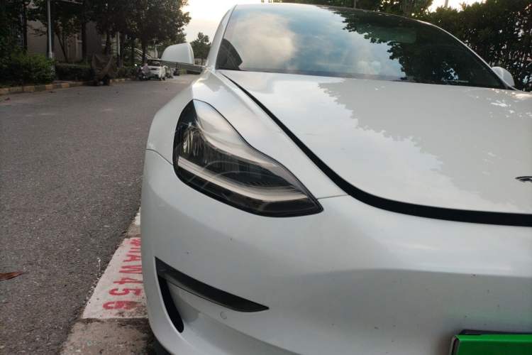 Used Tesla Model 3 2019 Long-Range Rear-Wheel-Drive Version Right Front Headlight