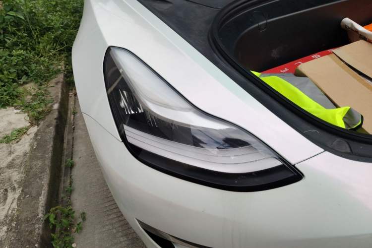 Used Tesla Model 3 2019 Long-Range All-Wheel-Drive Version Right Front Headlight