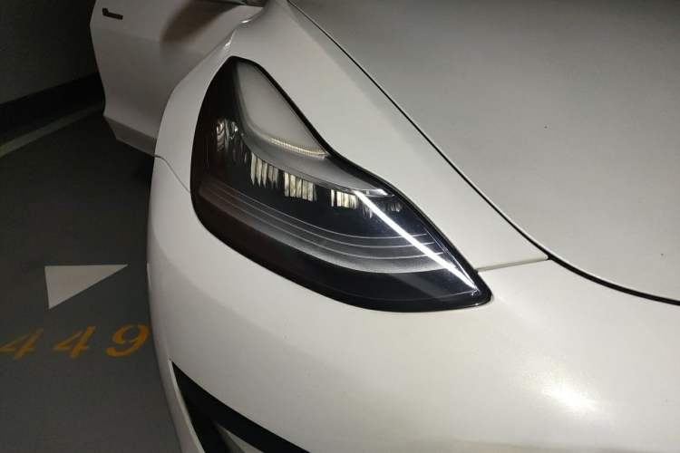 Used Tesla Model 3 2019 Standard Range Rear-Drive Upgraded Version Right Front Headlight