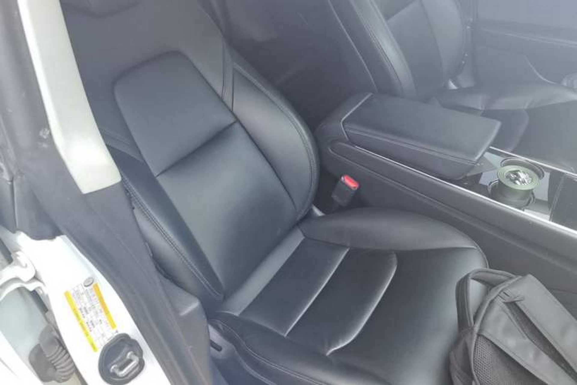 Used Tesla Model 3 2019 Standard Range Rear-Drive Upgraded Version Right Front Seat