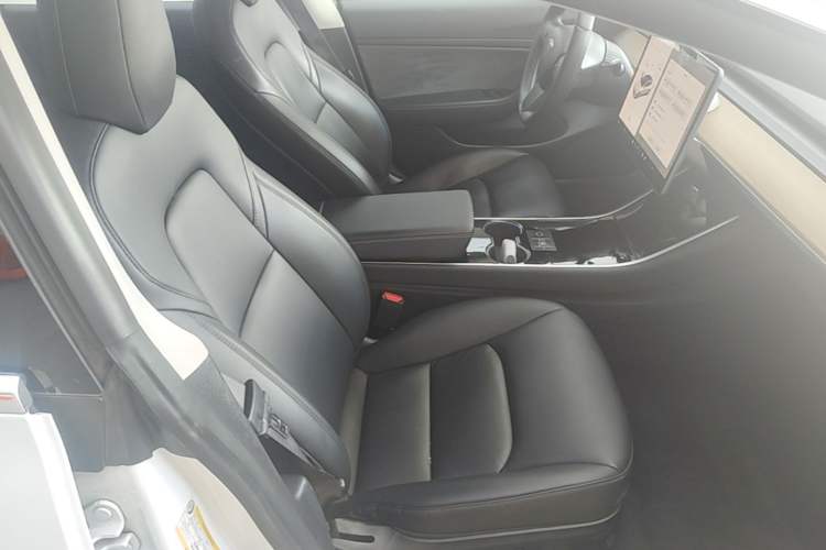 Used Tesla Model 3 2019 Standard Range Rear-Drive Upgraded Version Right Front Seat