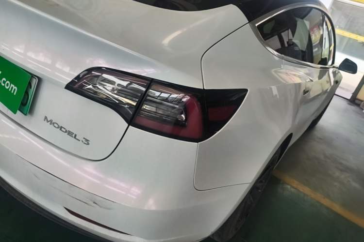 Used Tesla Model 3 2019 Standard Range Rear-Drive Upgraded Version Right Rear Taillight