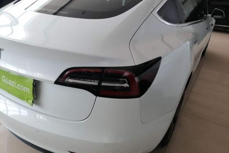 Used Tesla Model 3 2019 Standard Range Rear-Wheel Drive Upgraded Version (60 kWh) Right Rear Taillight