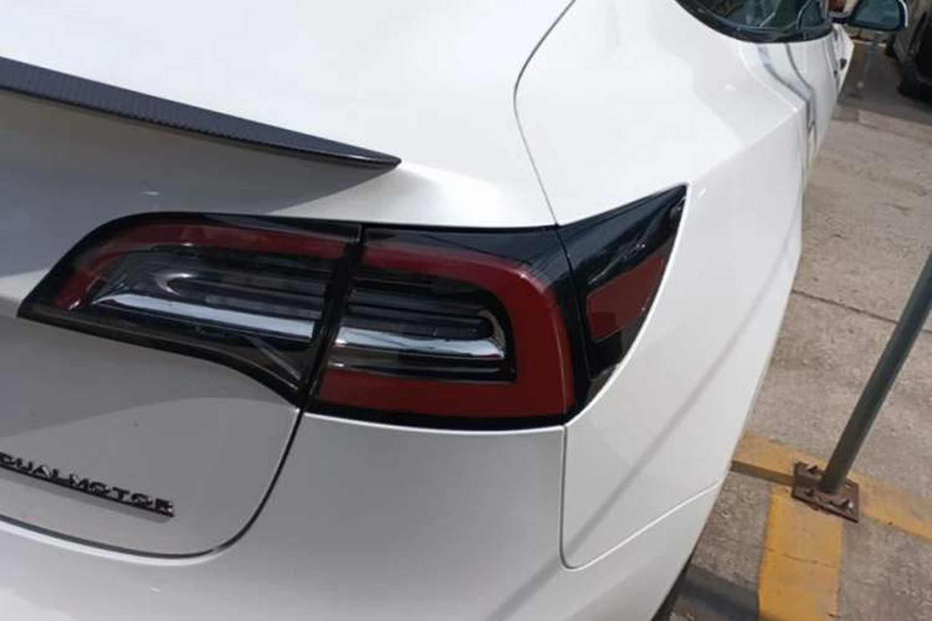 Used Tesla Model 3 2019 Performance High-Performance All-Wheel-Drive Version Right Rear Taillight