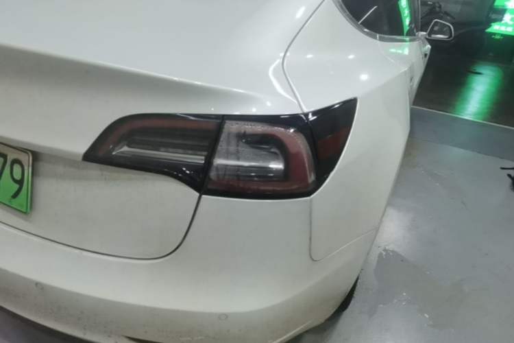 Used Tesla Model 3 2019 Standard Range Rear-Wheel Drive Upgraded Version (60 kWh) Right Rear Taillight