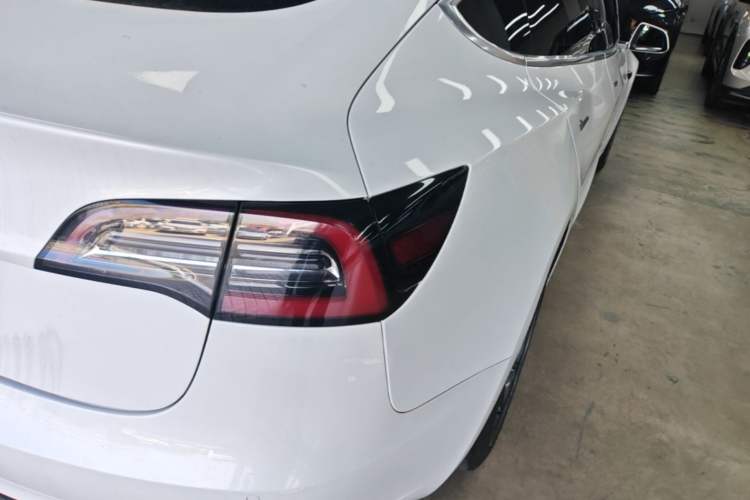 Used Tesla Model 3 2019 Long-Range Rear-Wheel-Drive Version Right Rear Taillight