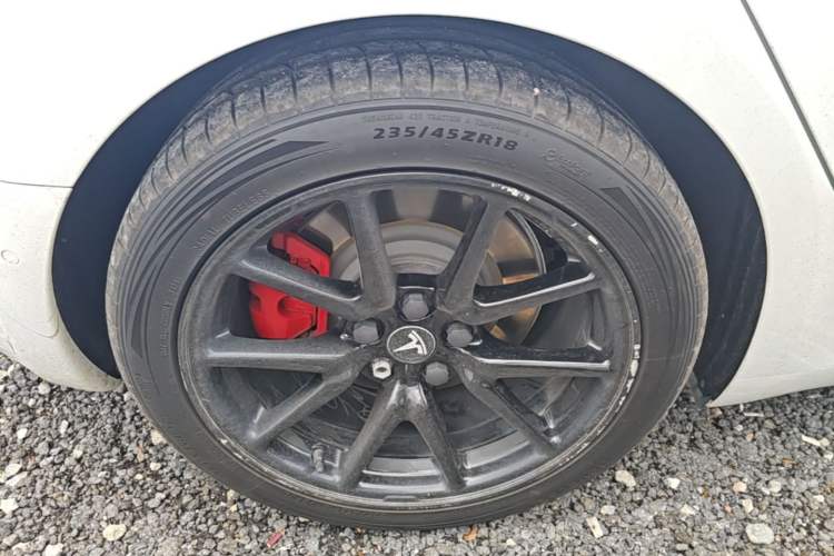 Used Tesla Model 3 2019 Standard Range Rear-Drive Upgraded Version Right Rear Wheel Hub
