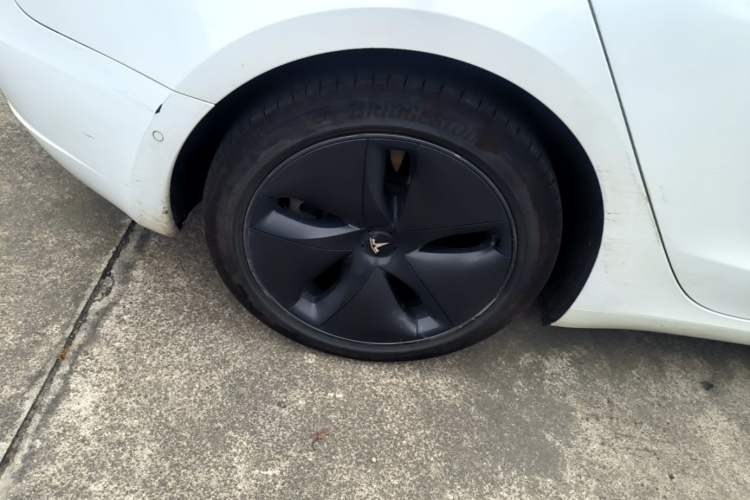 Used Tesla Model 3 2019 Standard Range Rear-Drive Upgraded Version Right Rear Wheel Hub