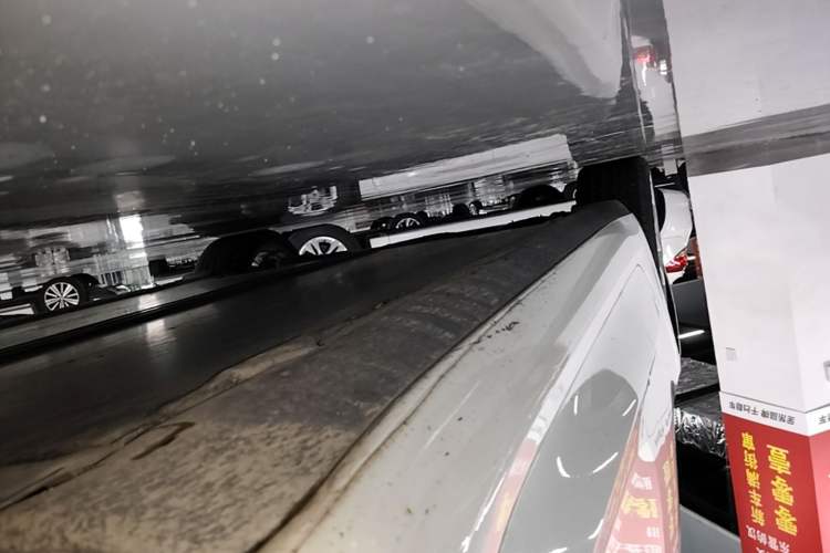 Used Tesla Model 3 2019 Standard Range Rear-Drive Upgraded Version Right Side Sill