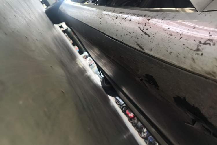 Used Tesla Model 3 2019 Standard Range Rear-Drive Upgraded Version Right Side Sill