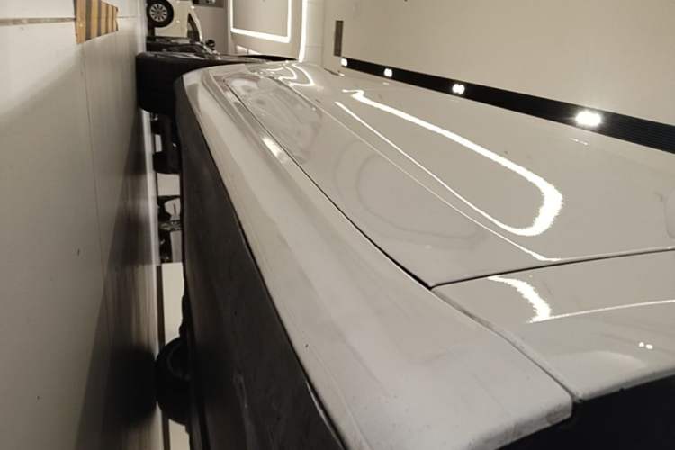 Used Tesla Model 3 2019 Performance High-Performance All-Wheel-Drive Version Right Side Sill