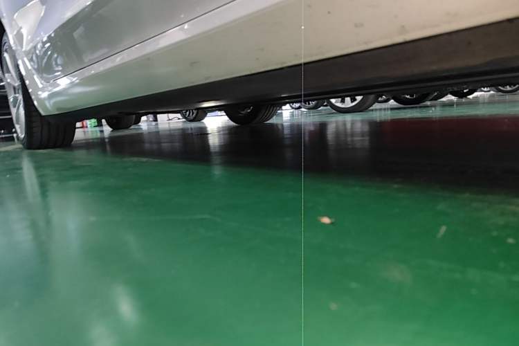 Used Tesla Model 3 2019 Standard Range Rear-Drive Upgraded Version Right Side Sill