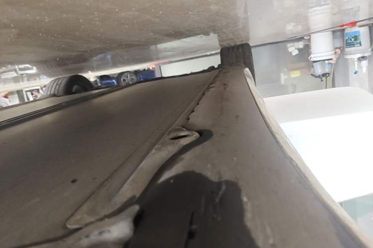 Used Tesla Model 3 2019 Standard Range Rear-Drive Upgraded Version Right Side Sill