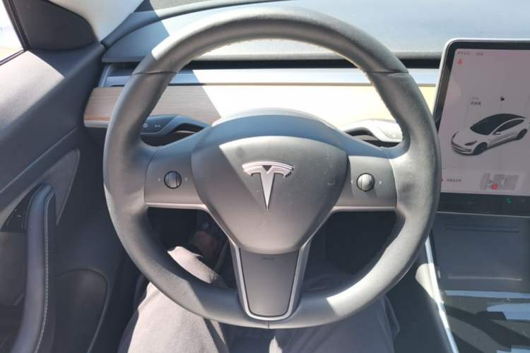 Used Tesla Model 3 2019 Standard Range Rear-Drive Upgraded Version Steering Wheel