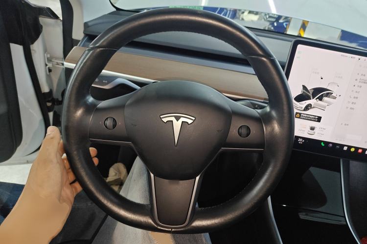 Used Tesla Model 3 2019 Long-Range Rear-Wheel-Drive Version Steering Wheel
