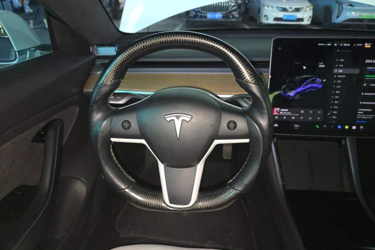Used Tesla Model 3 2019 Standard Range Rear-Wheel Drive Upgraded Version (60 kWh) Steering Wheel