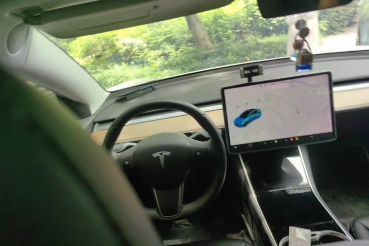 Used Tesla Model 3 2019 Standard Range Rear-Drive Upgraded Version Steering Wheel