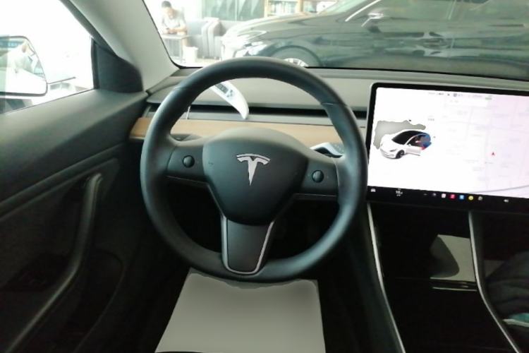 Used Tesla Model 3 2019 Standard Range Rear-Wheel Drive Upgraded Version (60 kWh) Steering Wheel