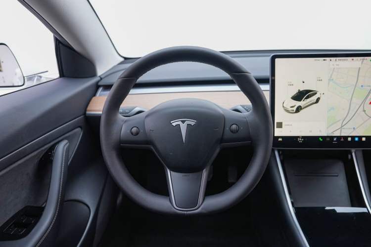 Used Tesla Model 3 2019 Standard Range Rear-Drive Upgraded Version Steering Wheel