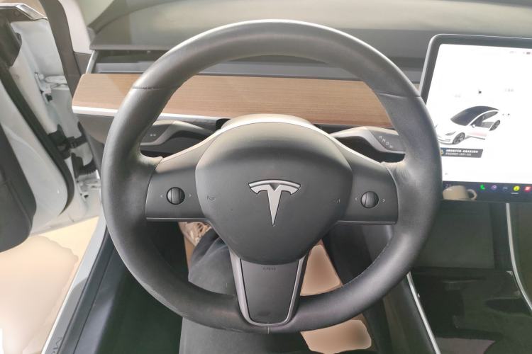 Used Tesla Model 3 2019 Standard Range Rear-Wheel Drive Upgraded Version (52 kWh) Steering Wheel