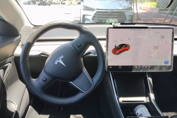 Used Tesla Model 3 2019 Long-Range All-Wheel-Drive Version Steering Wheel